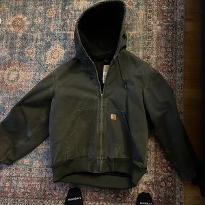 Carhartt quilt lined jacket  size L